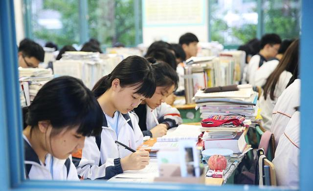 高考成績(jī)超過(guò)600分，讀?？凭?，正常嗎？