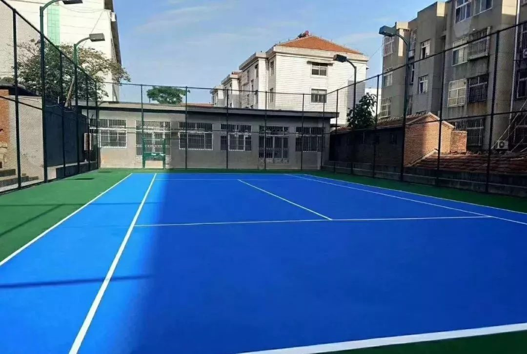 <a href=http://m.hjlhqqhx.cn target=_blank class=infotextkey>丙烯酸</a>球場運(yùn)動(dòng)地面