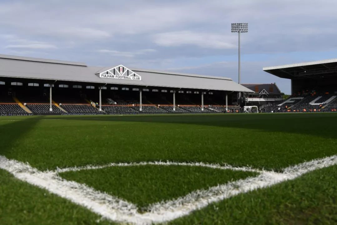 英超足球場 英超足球場