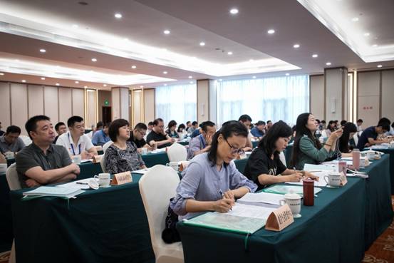 體育產(chǎn)業(yè) 體育產(chǎn)業(yè)