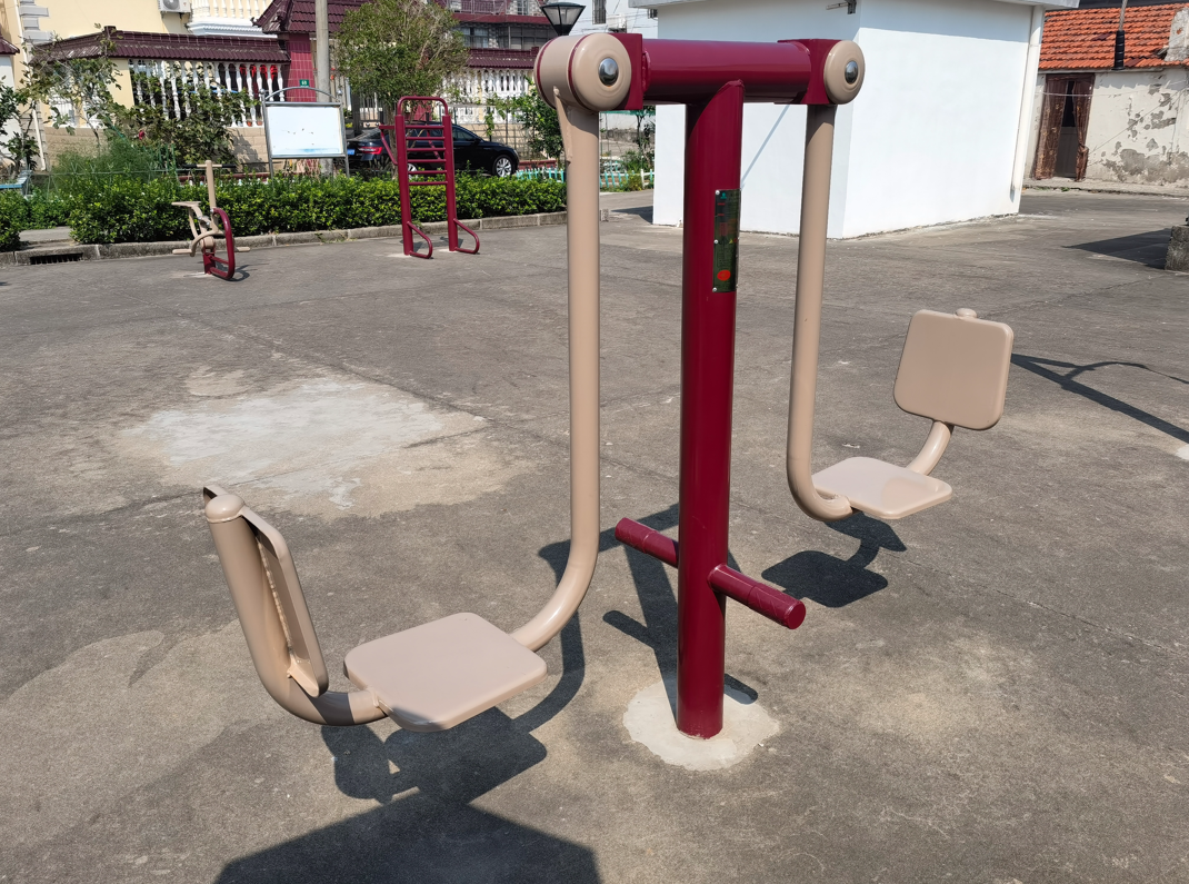 雙人坐蹬器 雙人坐蹬器