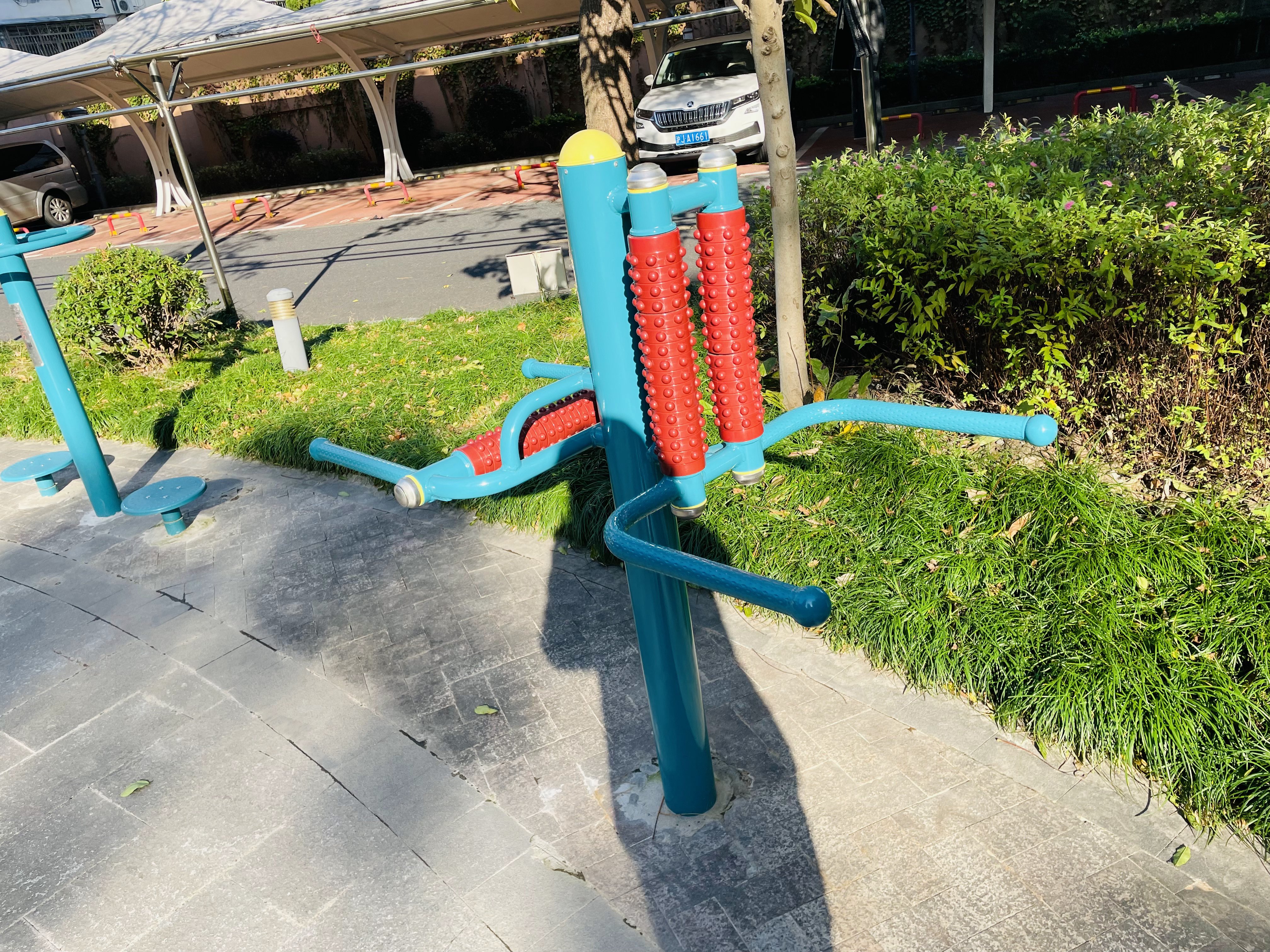 互動(dòng)式腰背按摩器 互動(dòng)式腰背按摩器