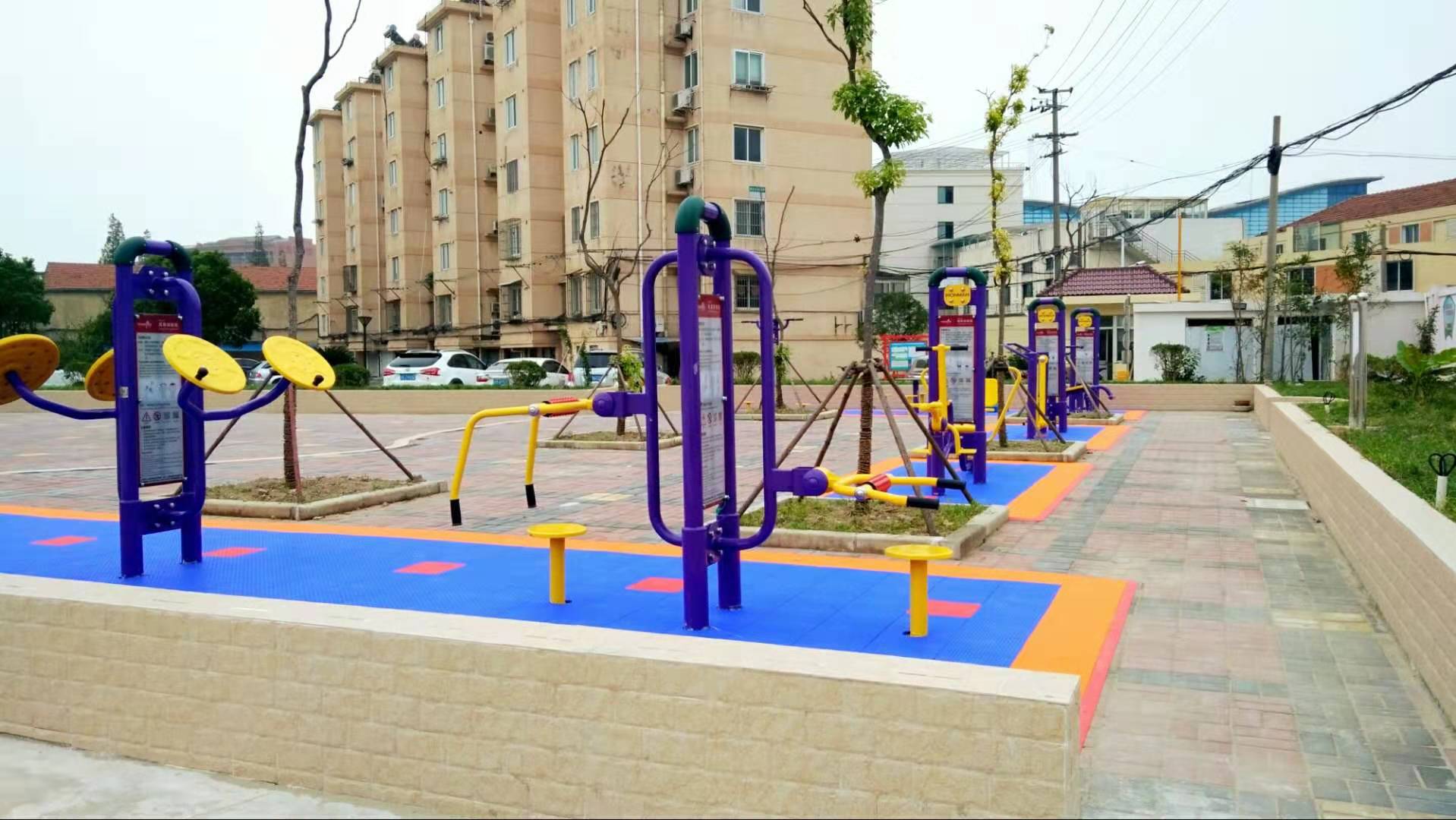 海江新村居委健身點(3)