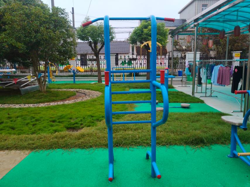 多功能訓(xùn)練器