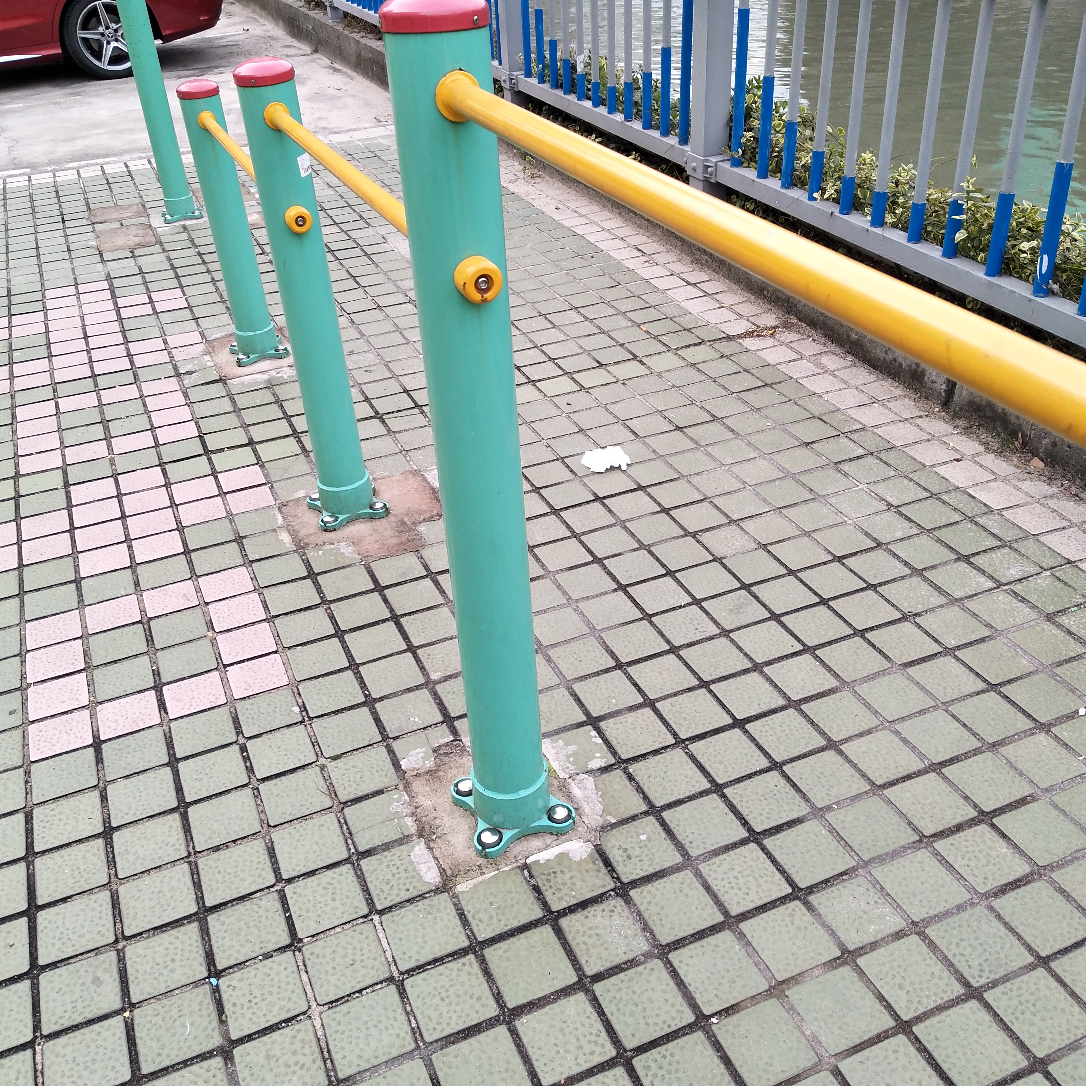 多聯(lián)壓腿架 多聯(lián)壓腿架