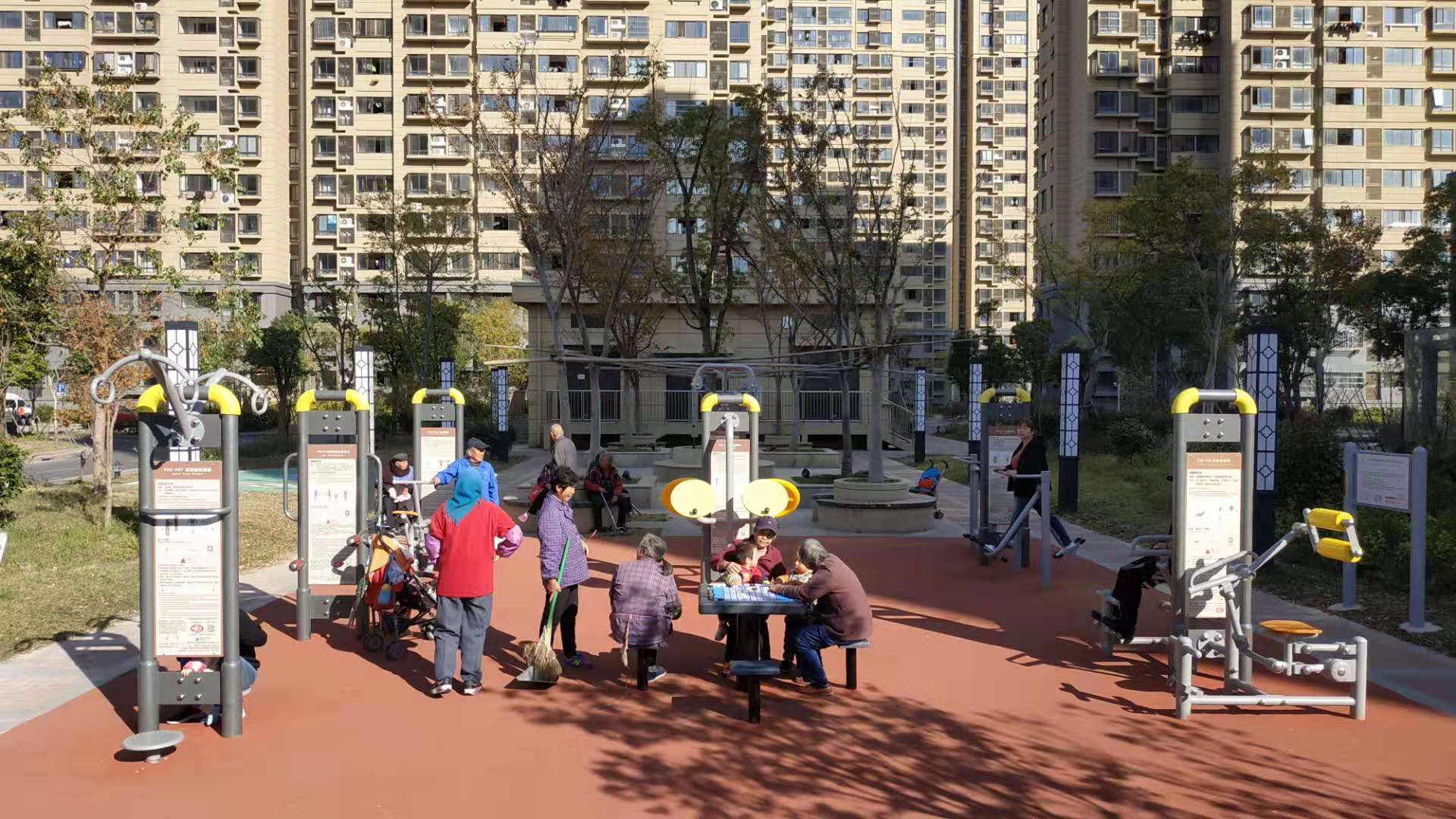 四團(tuán)鎮(zhèn)欣悅居委錦港三期市民益智健身苑點(diǎn)