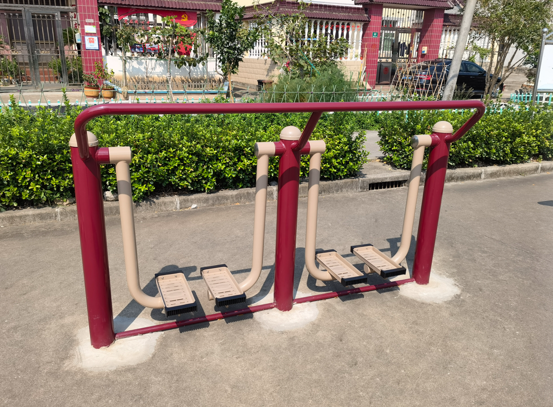 二位太空漫步機 二位太空漫步機