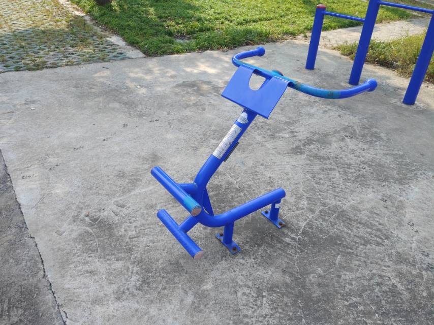 背肌訓(xùn)練器 背肌訓(xùn)練器