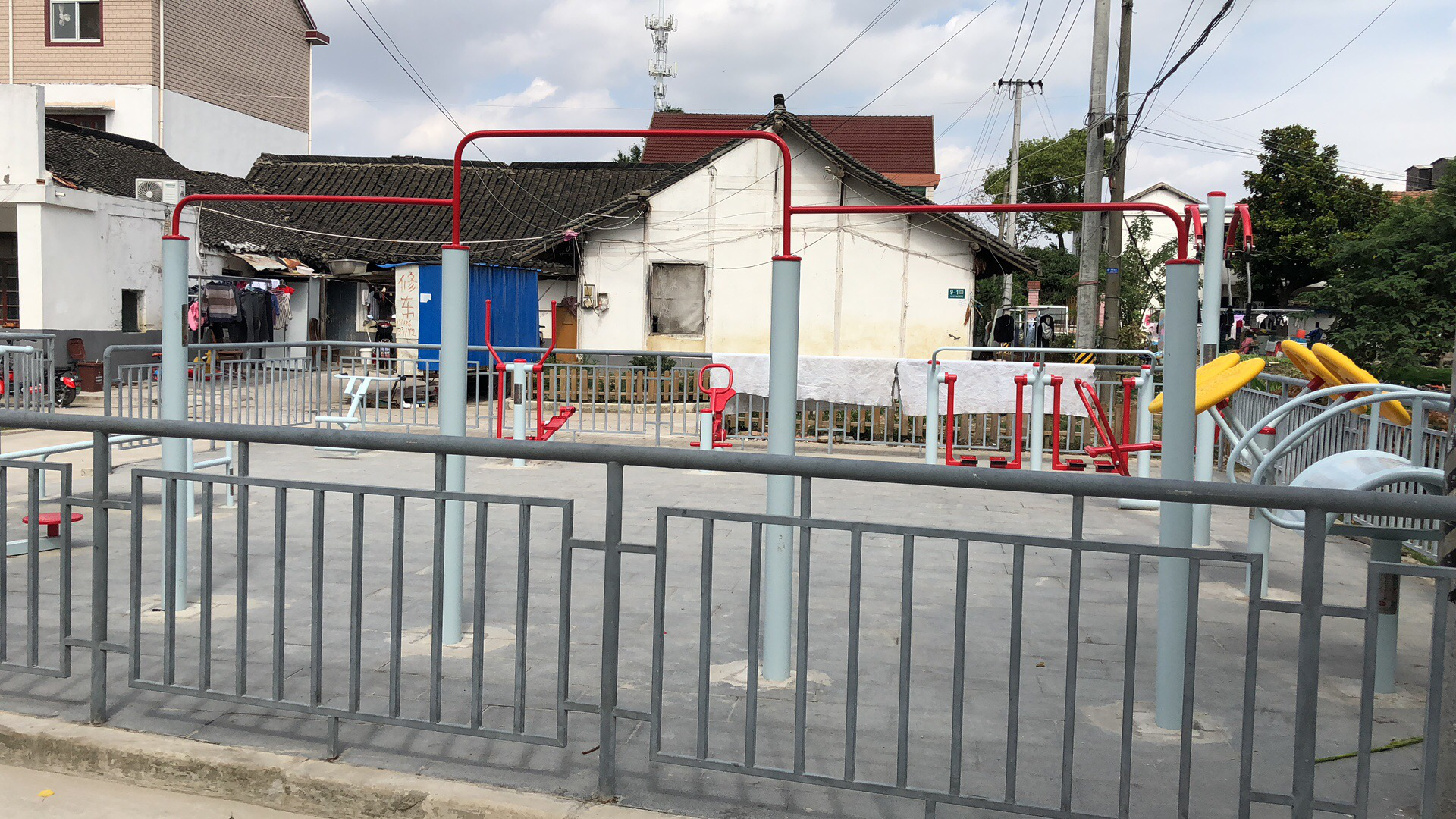 衛(wèi)行村健身點(diǎn)