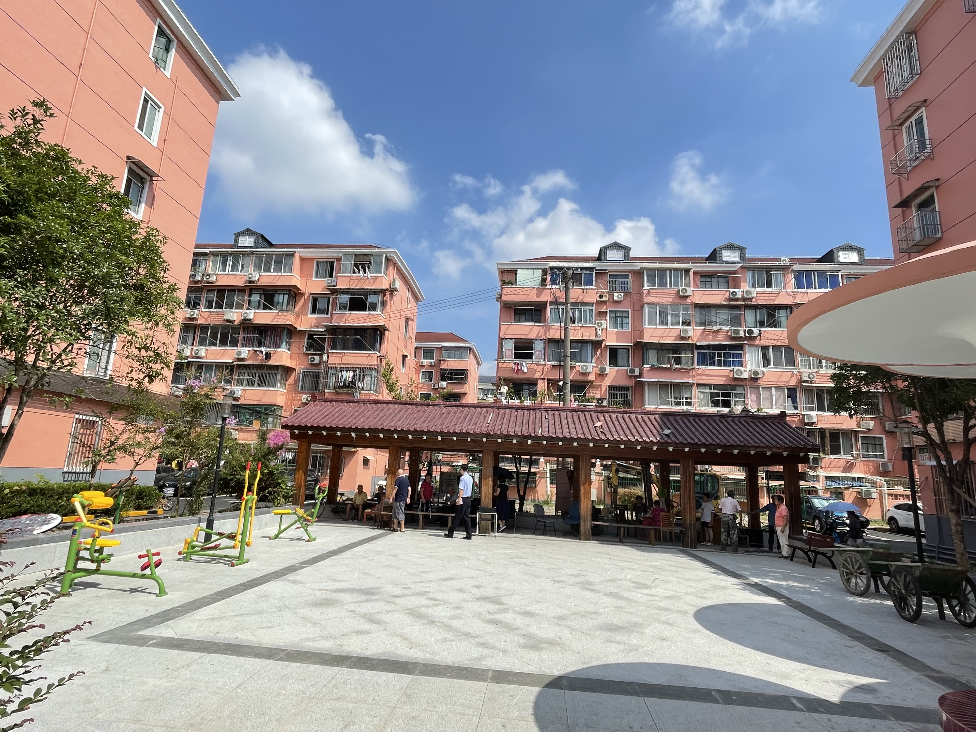 上南三村40號(hào)樓健身點(diǎn)