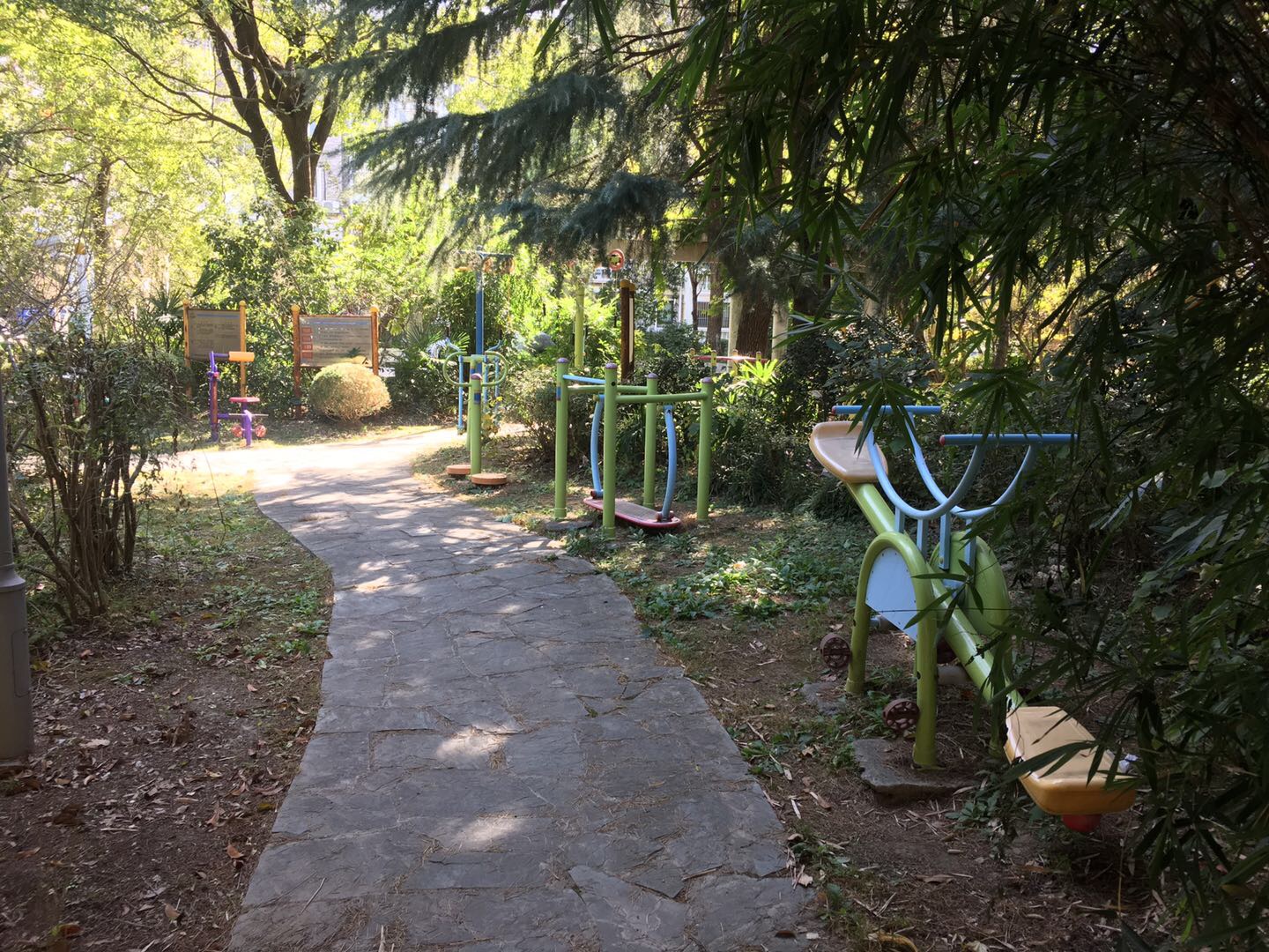 東方佳苑健身點