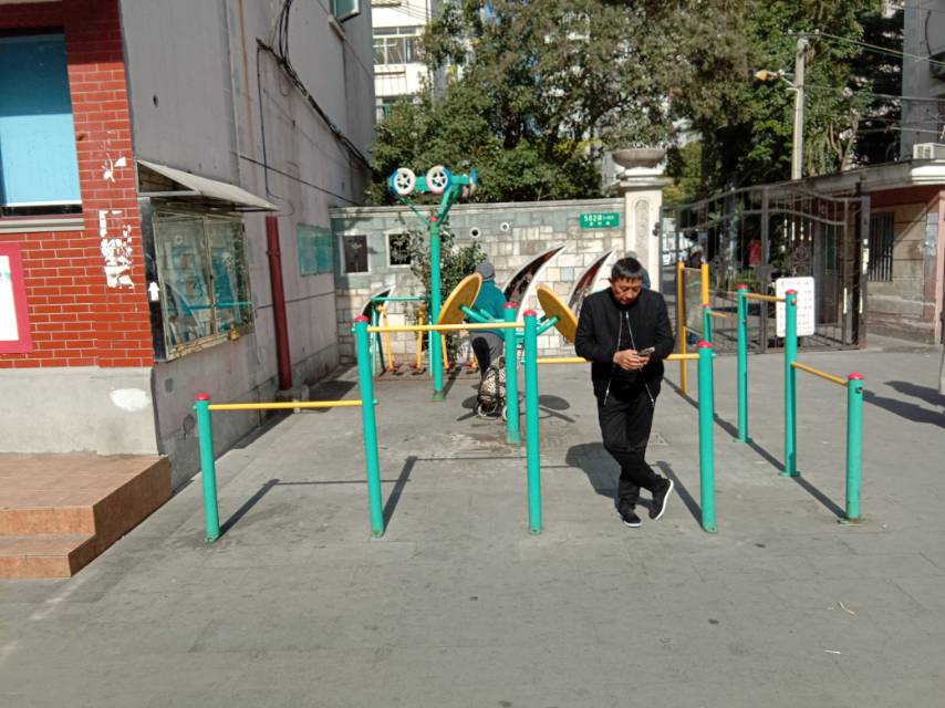 金燕家苑健身點(diǎn)1 （平度居委）