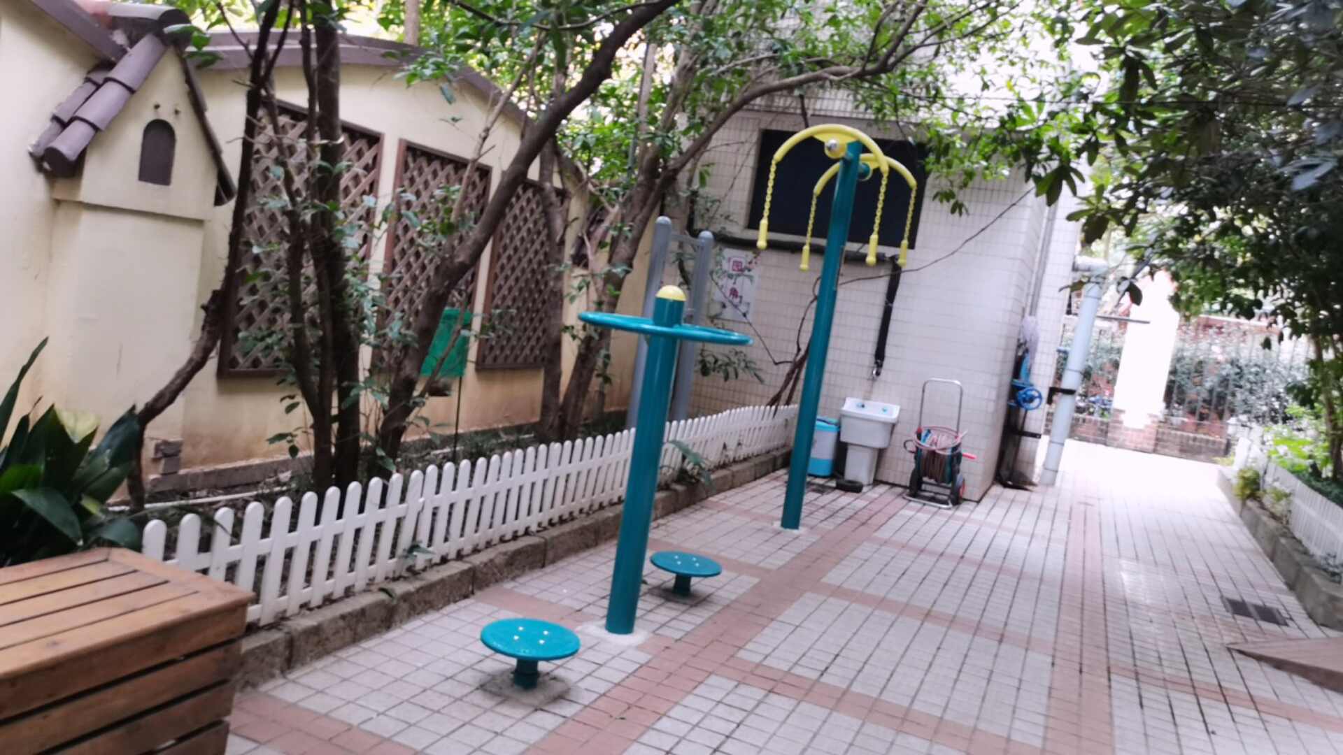 碧綠湖花園健身苑點(diǎn)