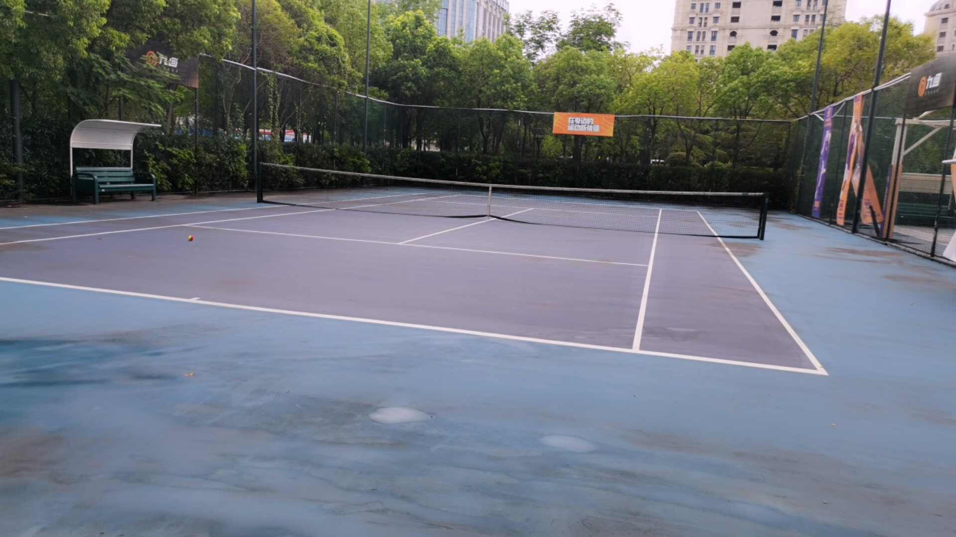  丹巴路市民球場(chǎng)（網(wǎng)球場(chǎng)）