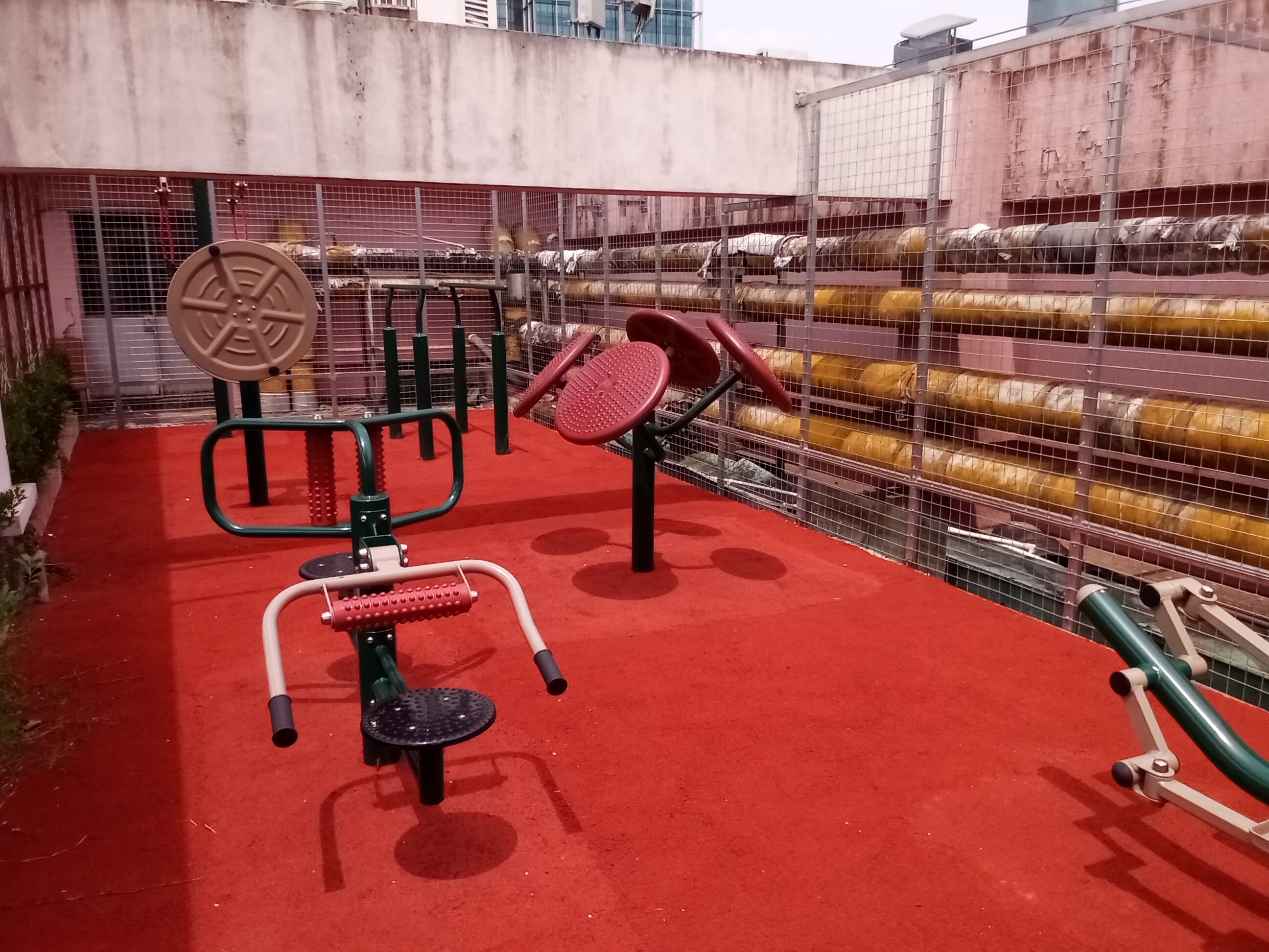 靜安區(qū)南京西路街道延中居委健身點（富民路89號4樓）