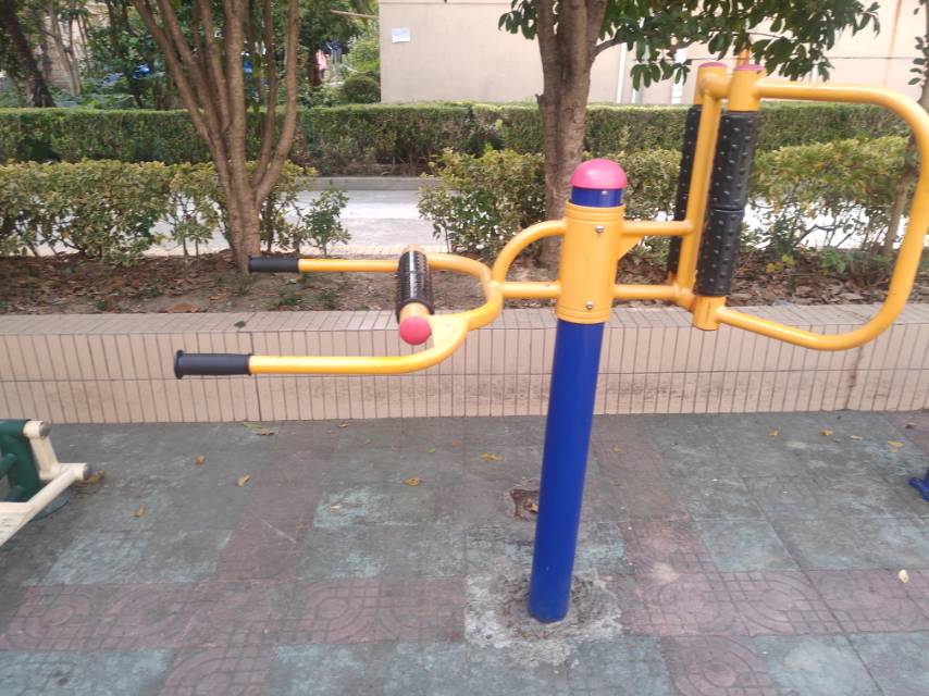 腰背按摩器 腰背按摩器