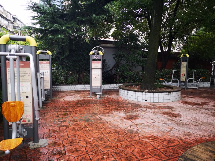 奉城鎮(zhèn)集賢村市民益智健身苑點