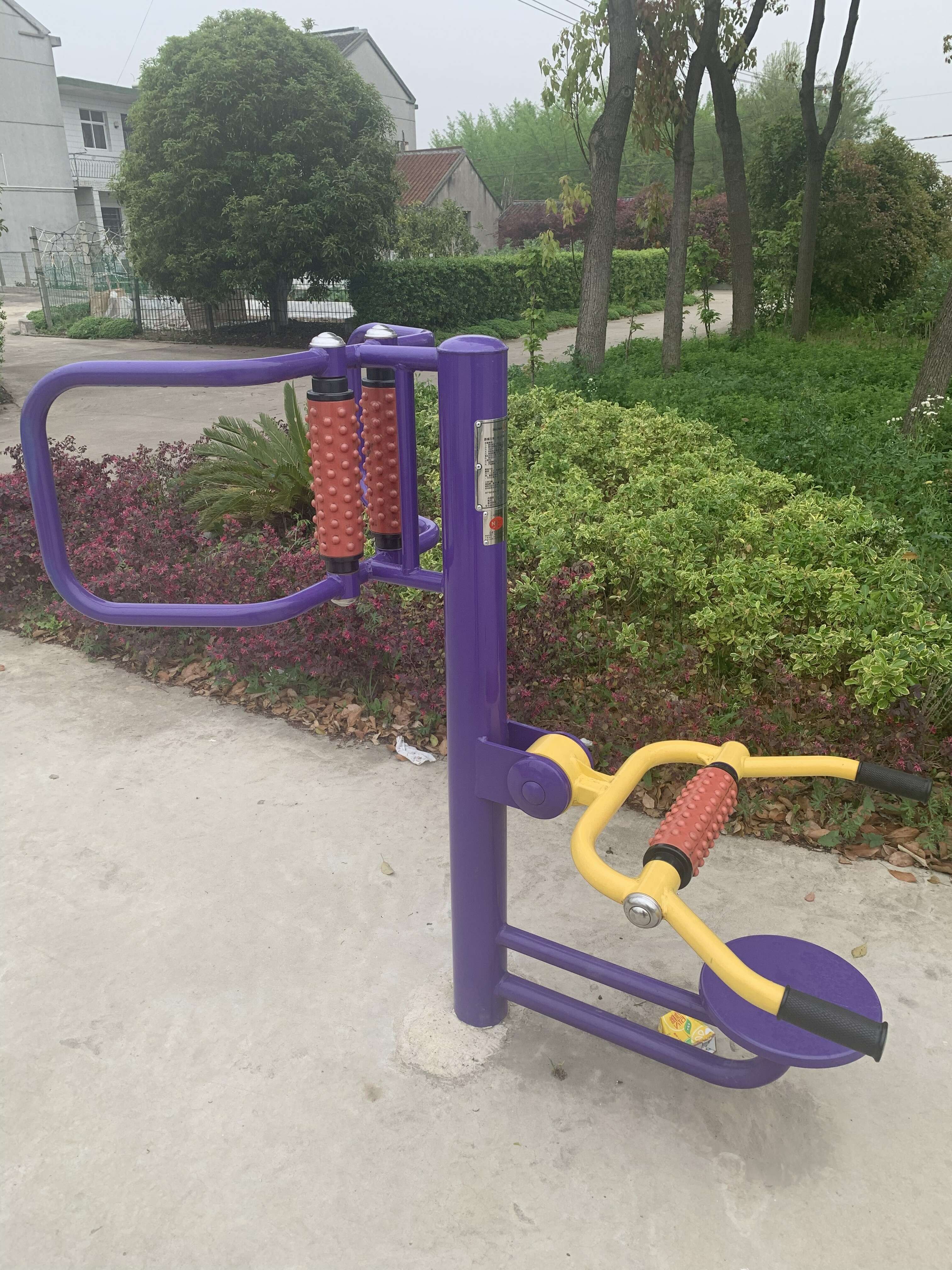 腰背按摩器 腰背按摩器