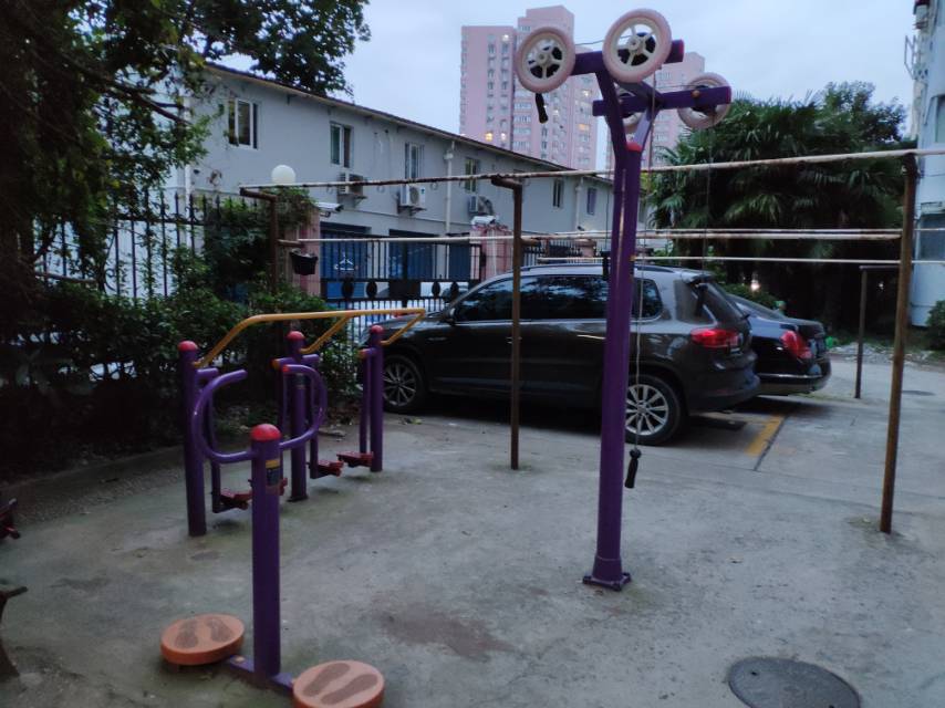 邊城健身點(diǎn)