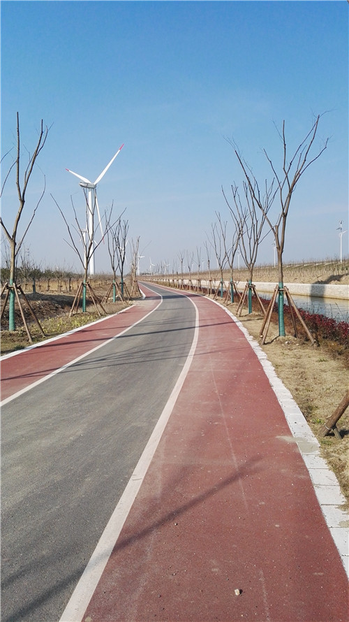 夏陽湖社區(qū)市民益智健身點(diǎn)