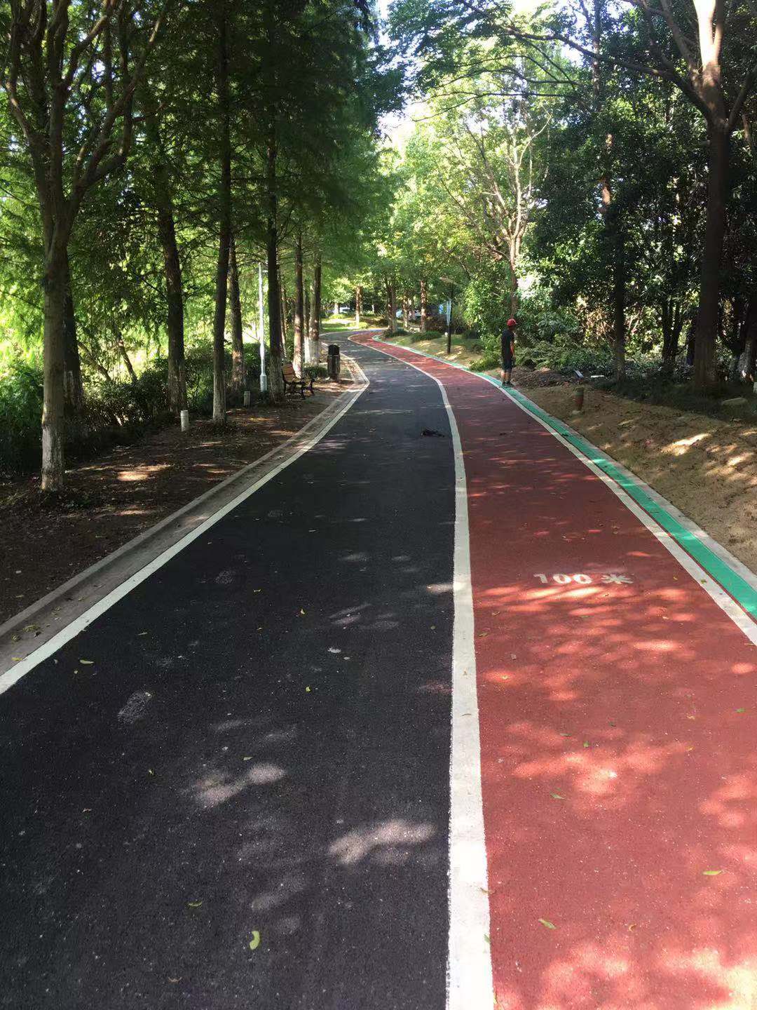 海灣鎮(zhèn)小木屋健身步道