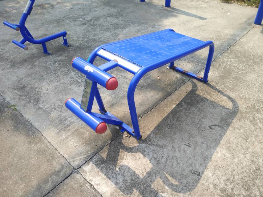 仰臥起坐板 仰臥起坐板