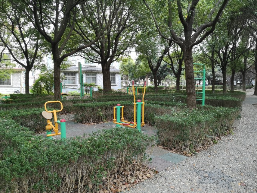 三島龍洲居委會健身點(diǎn)