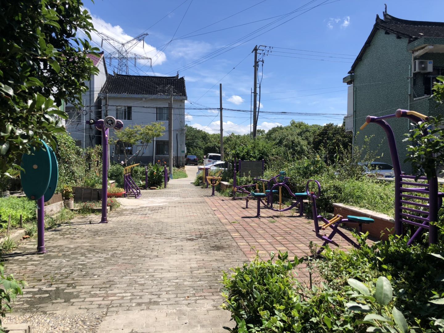 桃浦鎮(zhèn)陽(yáng)光三委健身點(diǎn)