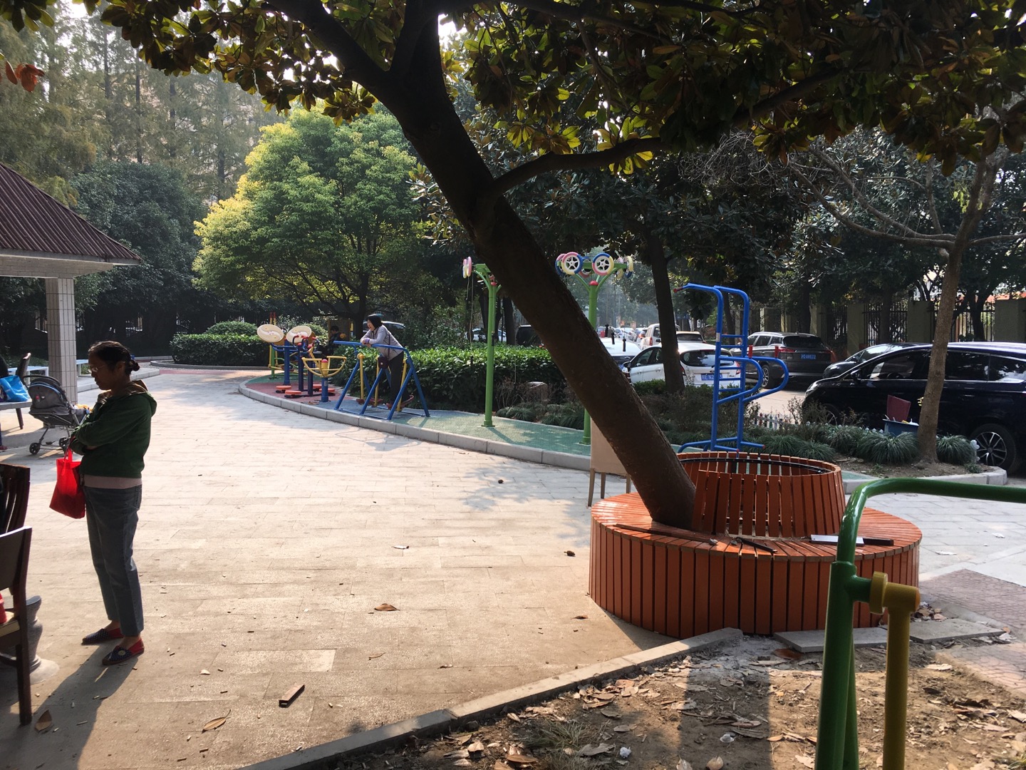 靜安區(qū)石門(mén)二路街道祥福居委健身點(diǎn)（石門(mén)二路154弄）