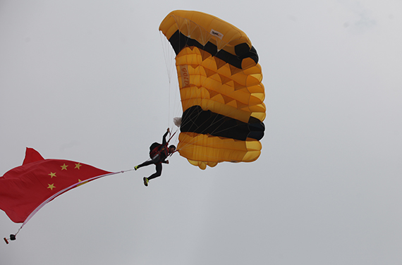 塑膠跑道 塑膠跑道