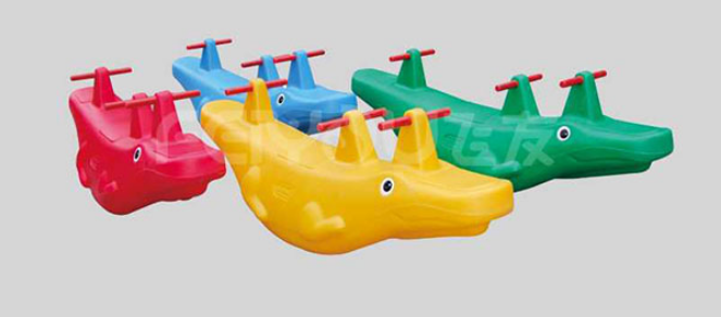 蹺蹺板的材質(zhì)、工藝及安裝方法