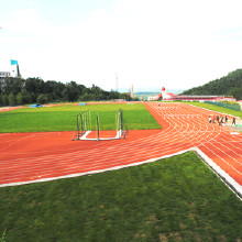 環(huán)保田徑塑膠跑道施工工程河北石家莊橡膠跑道面層修補