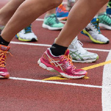 優(yōu)冠體育-環(huán)保塑膠跑道材料生產(chǎn)廠家 ,塑膠跑道15元/（全國(guó)）, 塑膠跑道材料