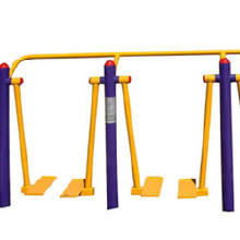 生產(chǎn)廠家供應(yīng)冠源 室外健身器材，戶外健身路徑，小區(qū)廣場(chǎng)器材，質(zhì)量保證，售后服務(wù)周到，西安市區(qū)可上門送貨安裝